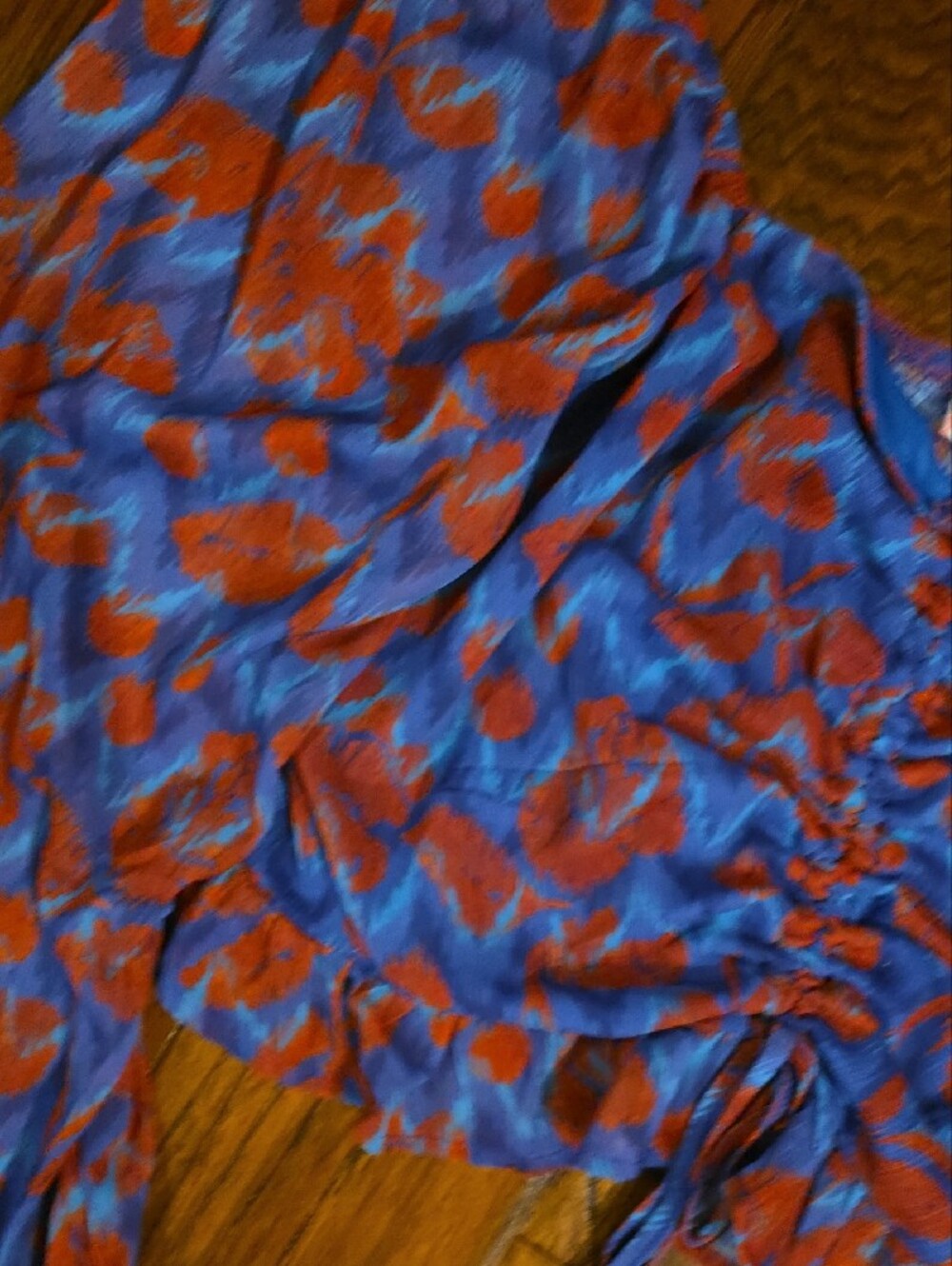 Pink Lily Blue & Rust Red Ruched Crop Top - Picture 3 of 3